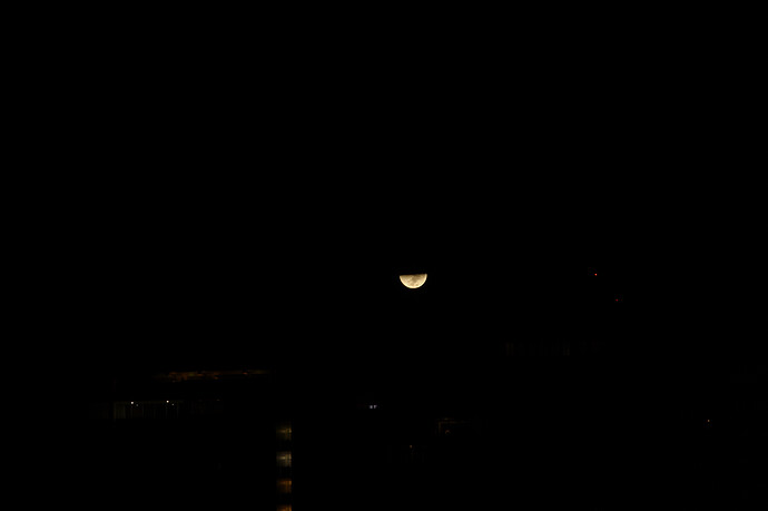 _MJM2096  2020-12-22-{Moon over Miami}_DxO