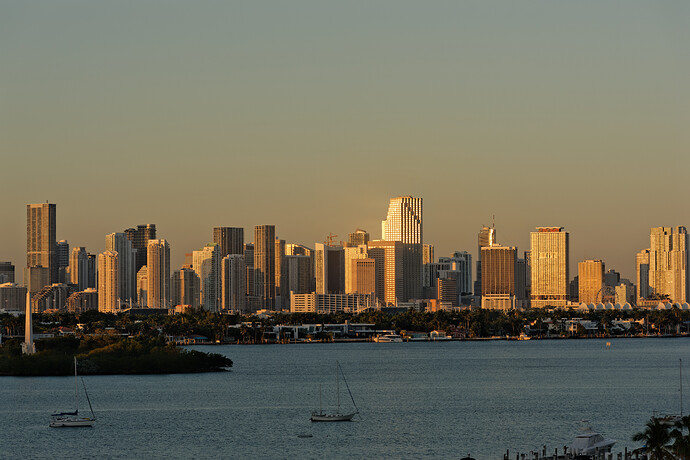 _MJM8687  2021-02-03-Sunrise lighting Miami Skyline_1_DxO
